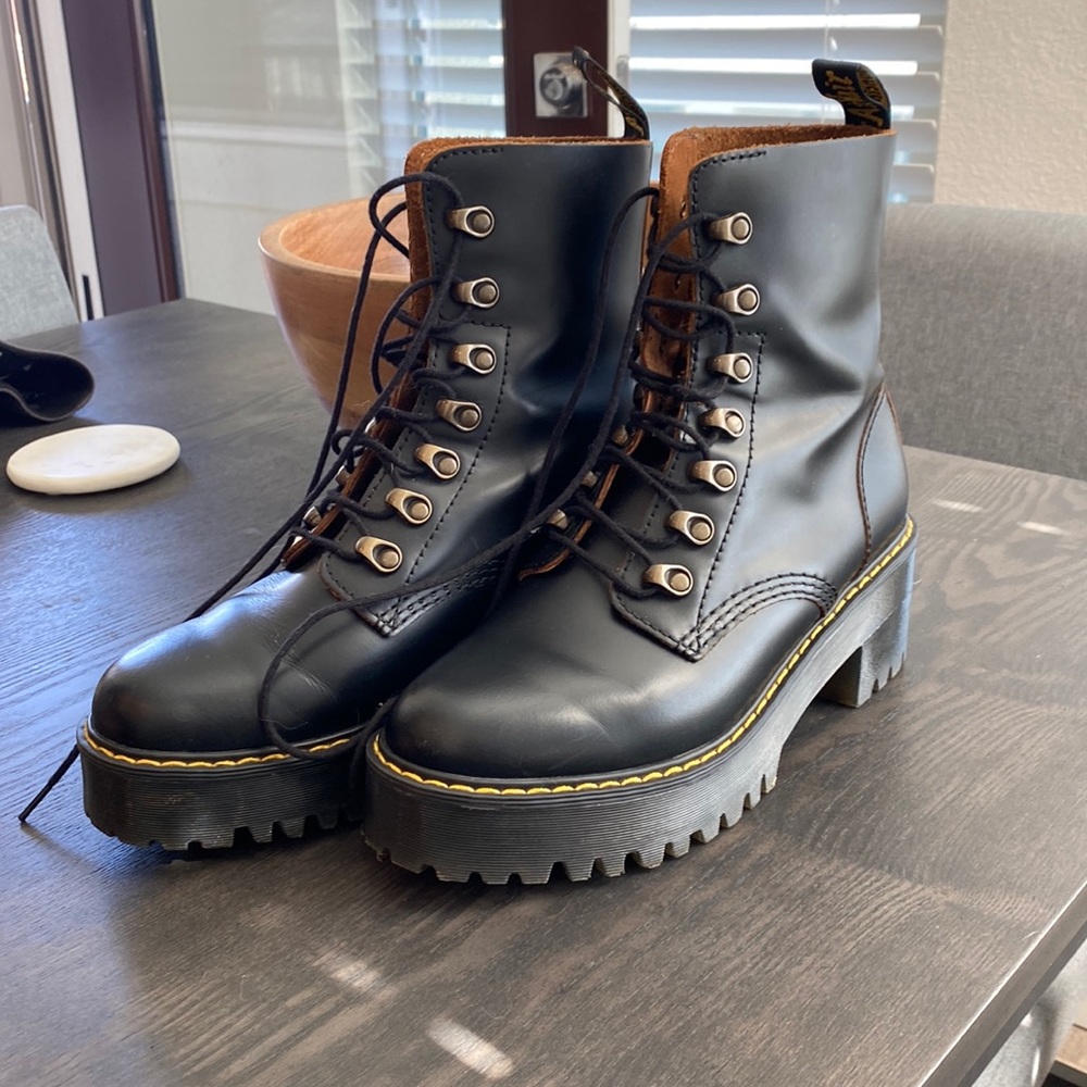 Leona Womens Vintage smooth leather heeled boots